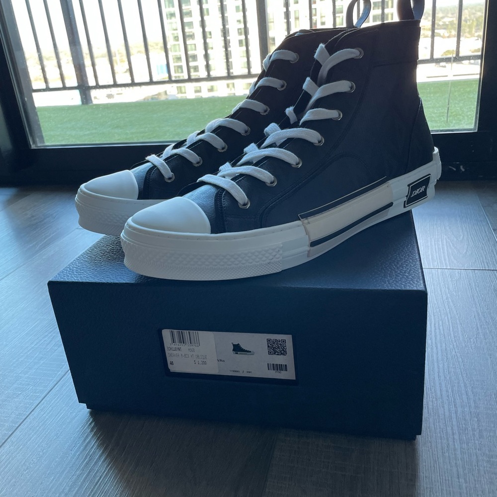 Brand New Dior Sneakers - Picture 3 of 12